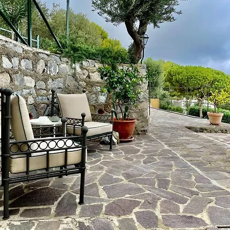 Casa vacanze Panoramica Con Giardino